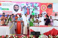 32-ാം സംസ്ഥാന സമ്മേളനം – പൊതുവിദ്യാഭ്യസവും തൊഴിലും വകുപ്പ് മന്ത്രി വി ശിവന്കുട്ടി അധ്യാപകലോകം അവര്ഡ് വിതരണം ചെയ്യുന്നു.
