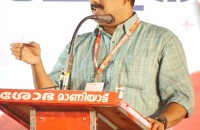 32-ാം സംസ്ഥാന സമ്മേളനം – പ്രസിഡന്റ് ഡി സുധീഷ് സംഘടനാ റിപ്പോര്ട്ട് അവതരിപ്പിക്കുന്നു.